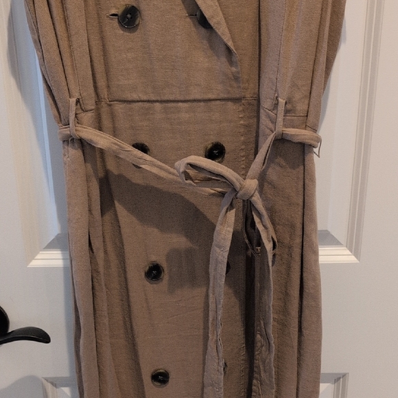 croft & barrow Sleeveless Taupe Maxi Trench Dress with Belt - Picture 4 of 7